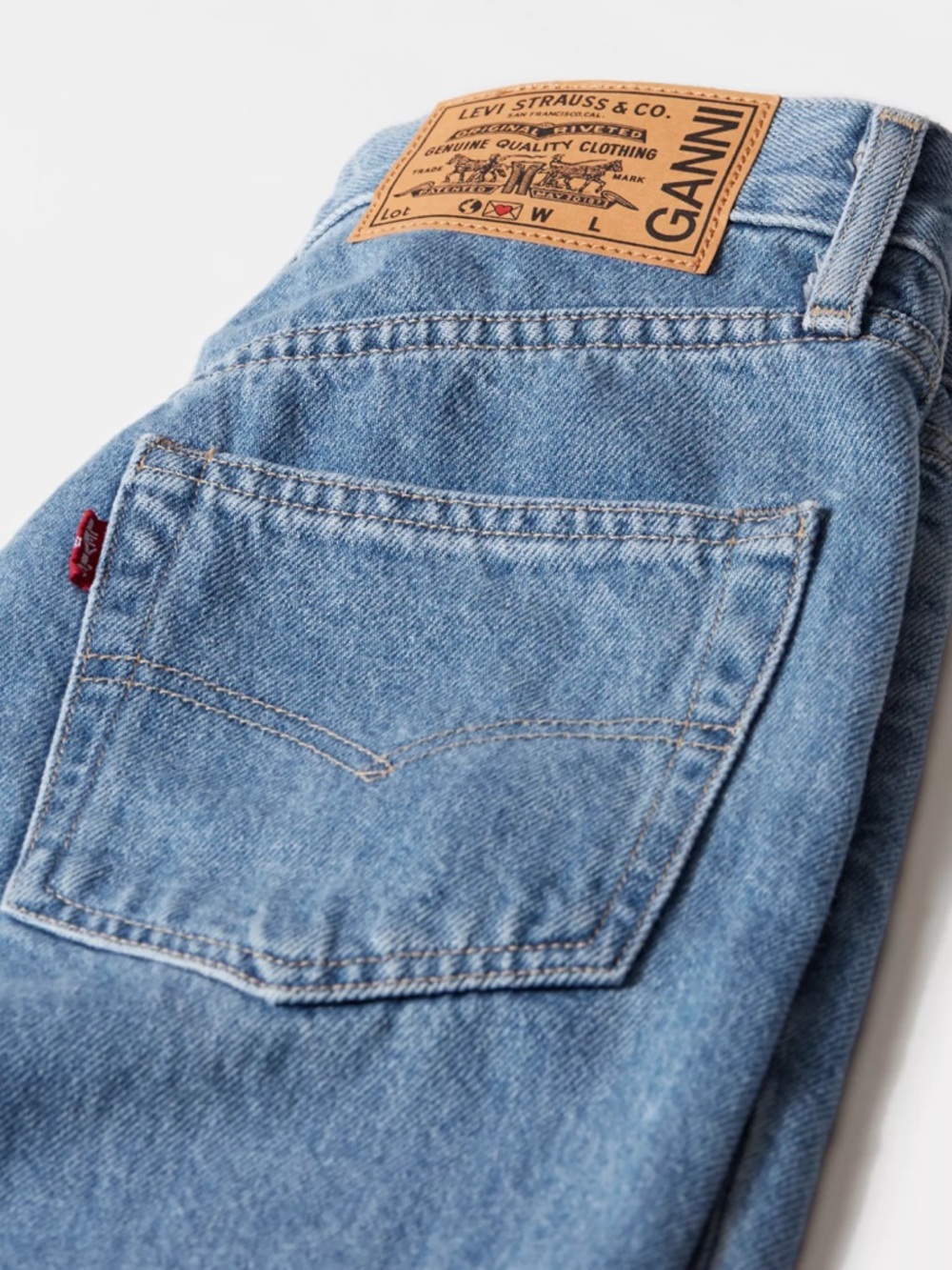 Ganni x Levi’s split high loose jeans
